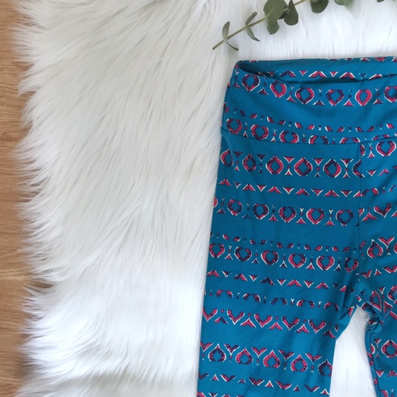 Aztec Print LuLaRoe Leggings - Picture 2 of 8